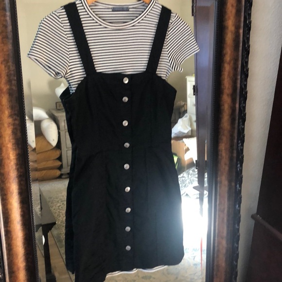 Two separate pieces coming as one outfit! - Picture 1 of 6